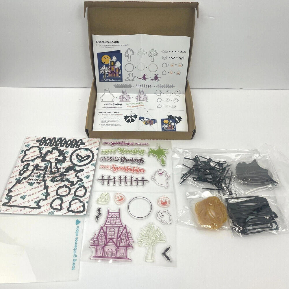 Diamond Press Bat Flyer Kit Stamp & Dies Halloween Interactive Set Ghost